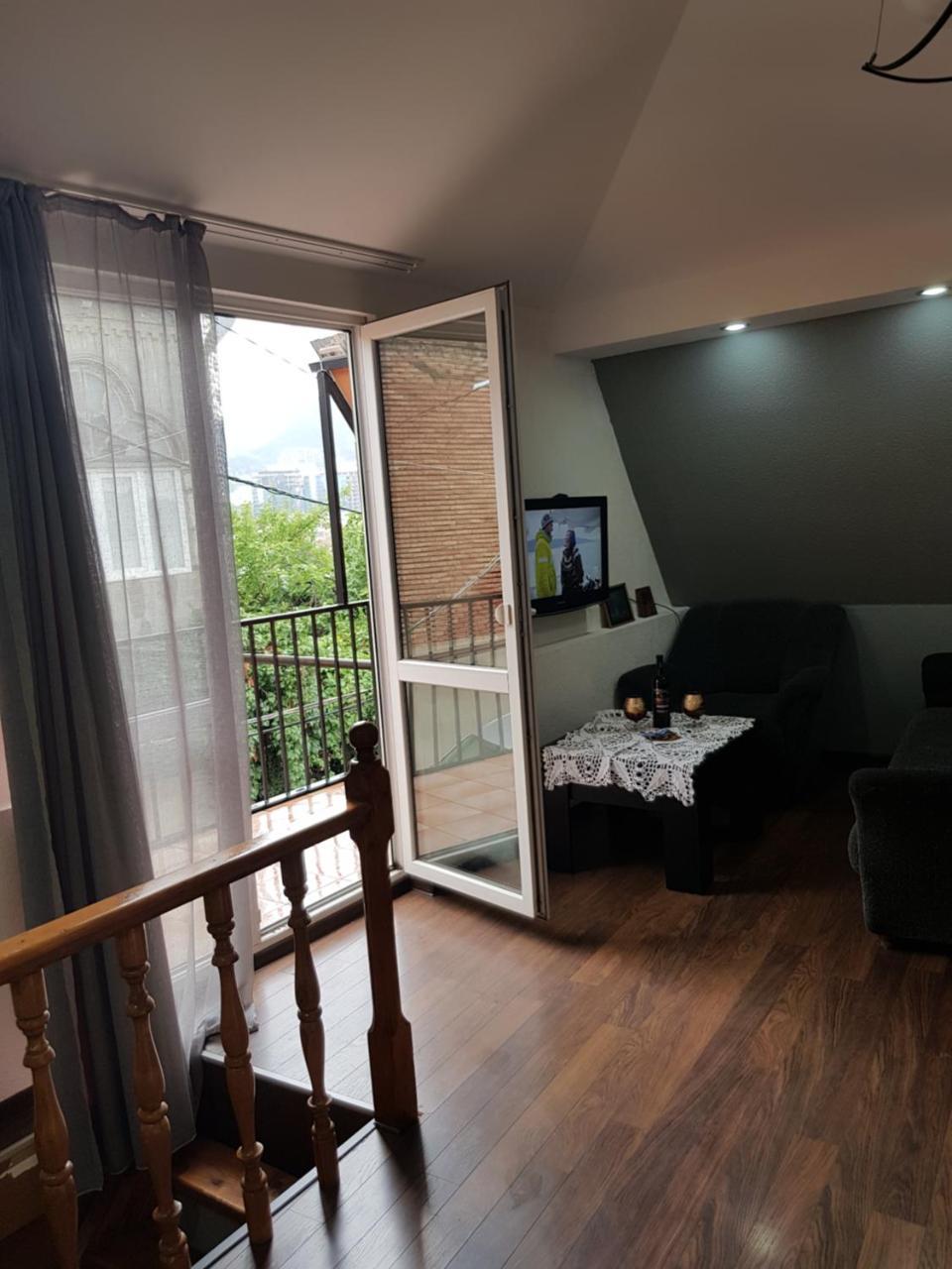 House In Avlabari Apartment Tbilisi Exterior photo